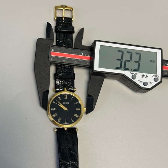 Gucci 2000M Sherry Line Stainless Steel Black 30mm Ladies’ Luxury Watch - Picture 13 of 14